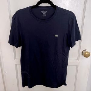 Navy blue men’s Lacoste Pima cotton tee